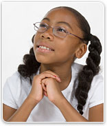 Portait of young girl wearing glasses
